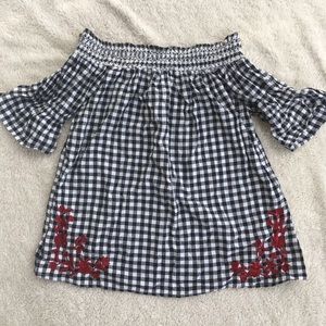 Off-The-Shoulder Summer Blouse